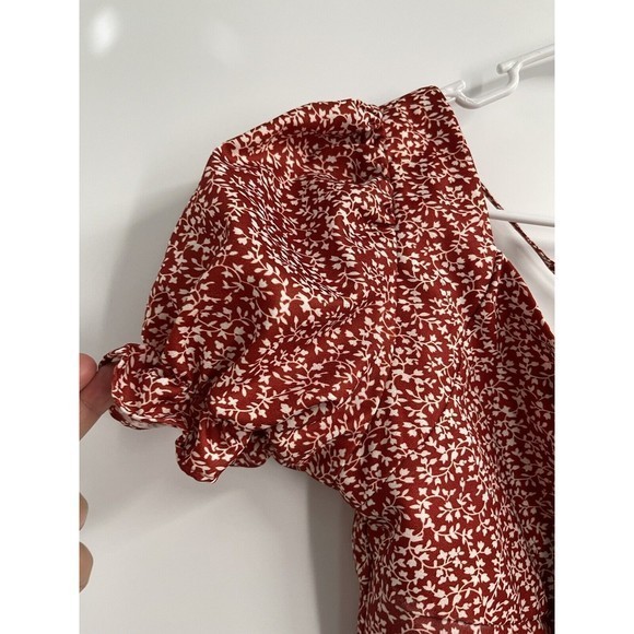 SHEIN Rust & White Floral Crop Front Cut Out Tie Puff Sleeves Cottage Top Size M - Picture 3 of 6